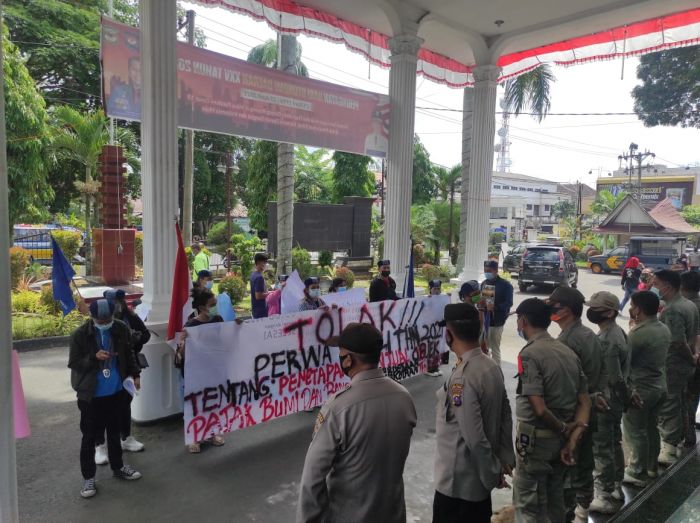 Demo GMKI terkait Peraturan Walikota Nomor 04 Tahun 2021.