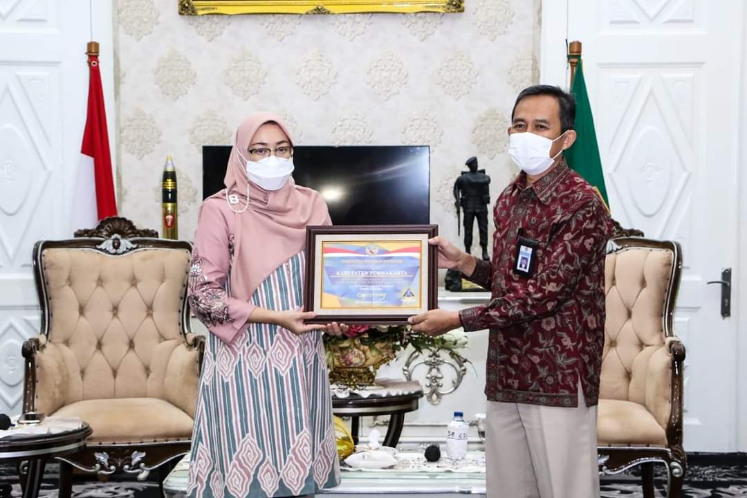 Bupati Purwakarta Anne Ratna Mustika menerima penghargaan WTP untuk keenam kali.