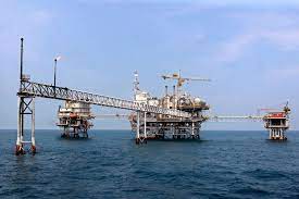 Ilustrasi anjungan produksi migas lepas pantai yang dimiliki Pertamina. 