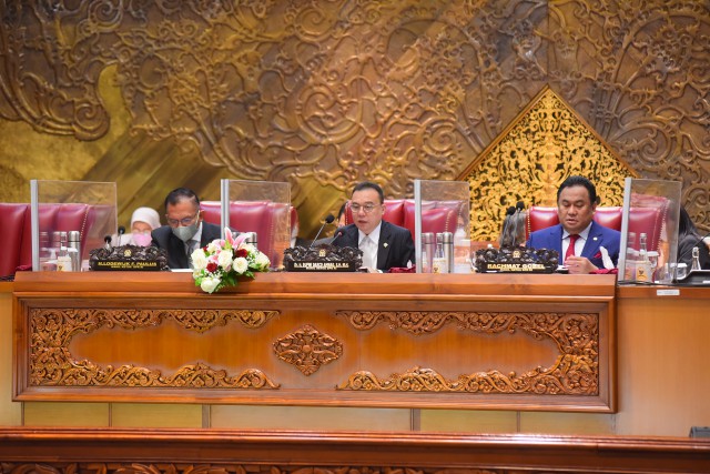 Wakil Ketua DPR RI Sufmi Dasco Ahmad saat memimpin Rapat Paripurna DPR RI ke-10 Masa Persidangan II Tahun 2021-2022. 