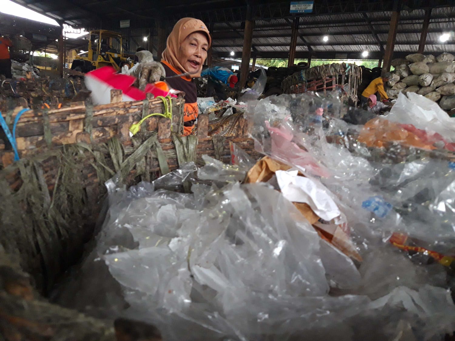 Pemulung di Kabupaten Malang, Jawa Timur, sudah menjadi peserta BPJS Ketenagakerjaan