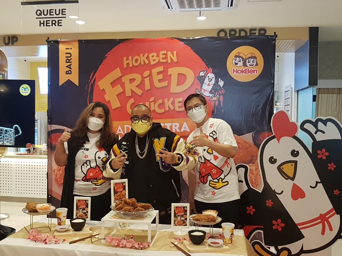 Perusahaan yang eksis lebih dari 36 tahun itu memahami bahwa ayam goreng merupakan makanan favorit masyarakat Indonesia di semua kalangan. 