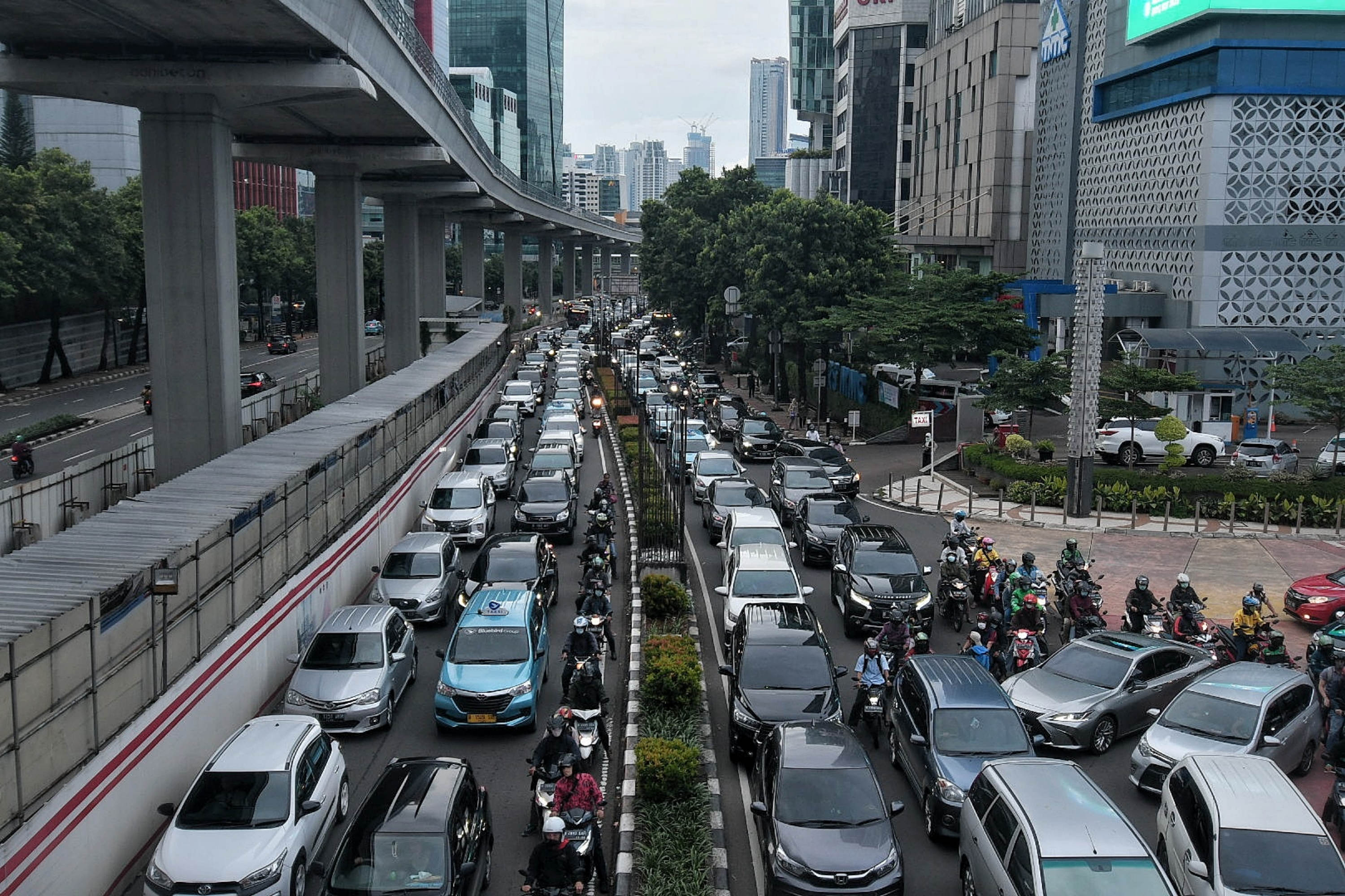 Suasana lalu lintas Jakarta 