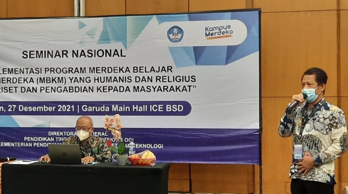 Seminar nasional 'Implementasi Program Merdeka Belajar Kampus Merdeka yang Humanis dan Religius Melalui Riset dan Pengabdian Masyarakat'.