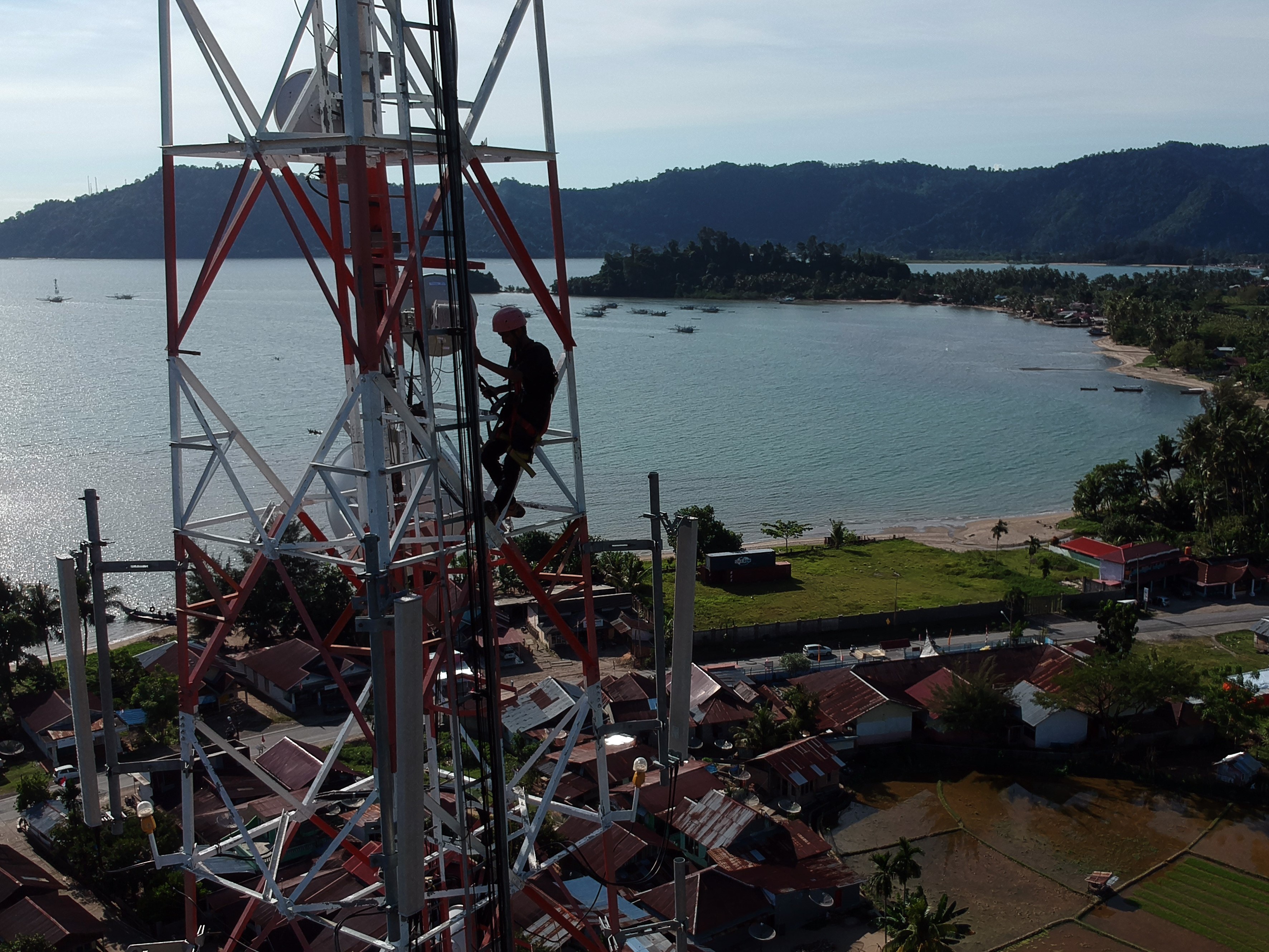 Tren Merger Operator Telekomunikasi Positif bagi Konsumen dan Pemerintah