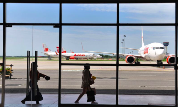 Ilustrasi - Sejumlah pemudik WNI dari Malaysia tiba di kedatangan Internasional Bandara Kualanamu Kabupaten Deliserdang.