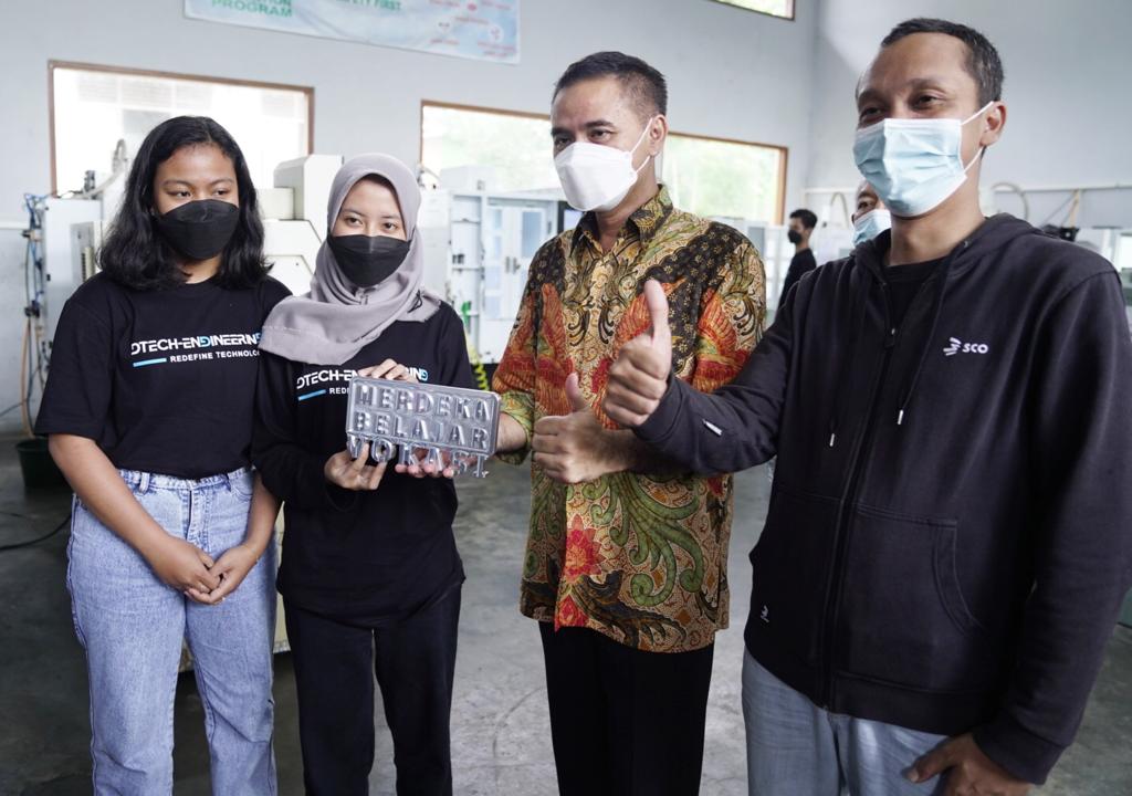 Dirjen Pendidikan Vokasi Wikan Sakarinto di kolaborasi SMK Nusa Persada dengan D Tech Enggineering 