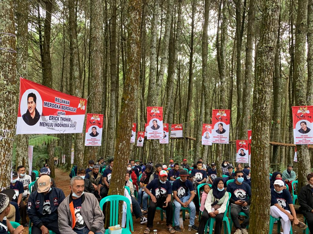 Deklarasi Relawan Merdeka Berdaulat untuk Erick Thohir menuju Indonesia 2024, di Lembang, Bandung Barat, Minggu (26/12/2021)