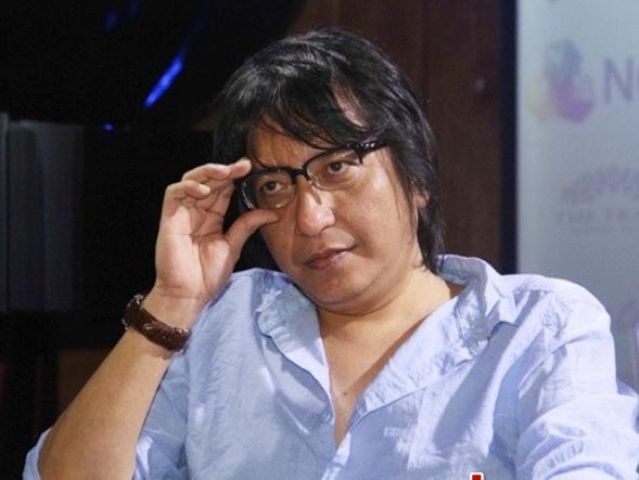 Kibordis band legendaris Kla Project Adi Adrian.