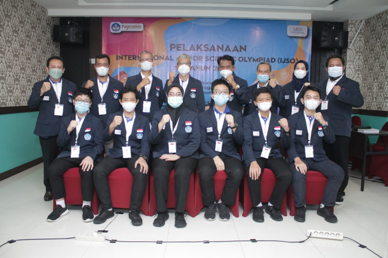 Indonesia mengirim enam siswa ke ajang International Junior Science Olympiad (IJSO) yang berlangsung di Dubai, Uni Emirat Arab. 