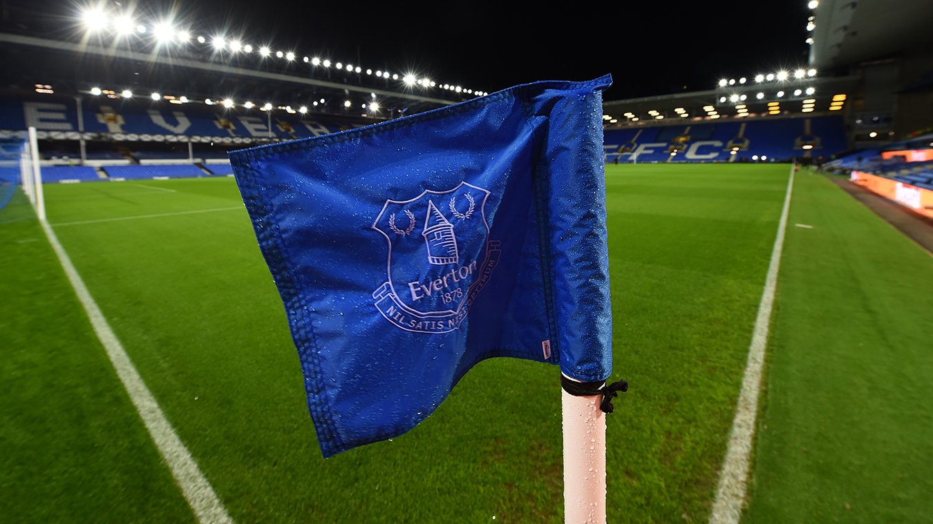 Suasana di Goodison Park, tempat laga Liga Primer Inggris antara Everton dan Newcastle yang ditunda karena covid-19. 