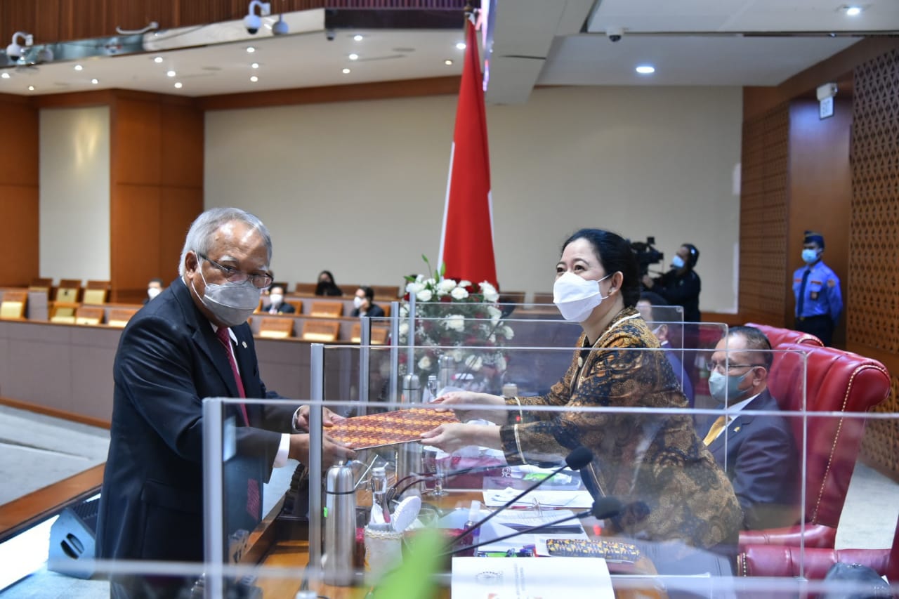 Ketua DPR RI Dr (HC) Puan Maharani.