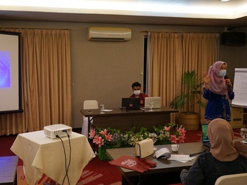 Penelitian itu berbasis masyarakat dari Universitas Bakrie sebagai program Pemberdayaan dan Peningkatan Ekonomi Masyarakat di Provinsi Riau.