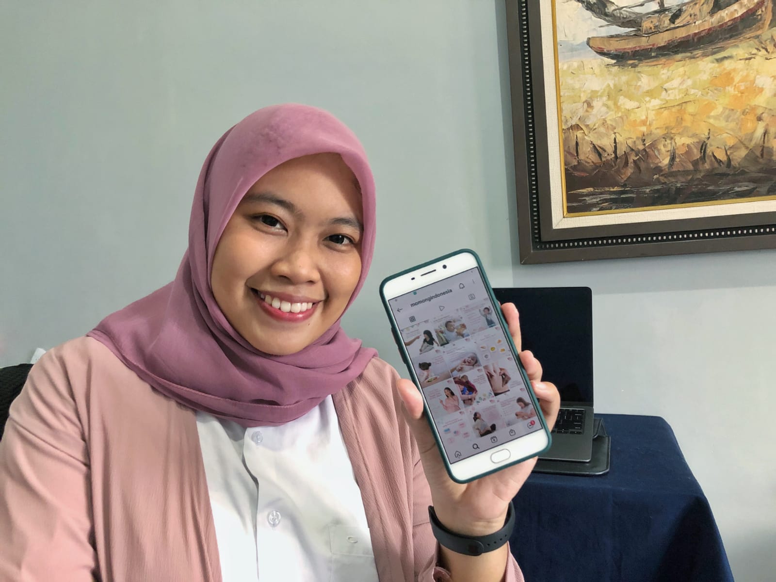  Content Manager Momong Indonesia Melia Nastiti. 