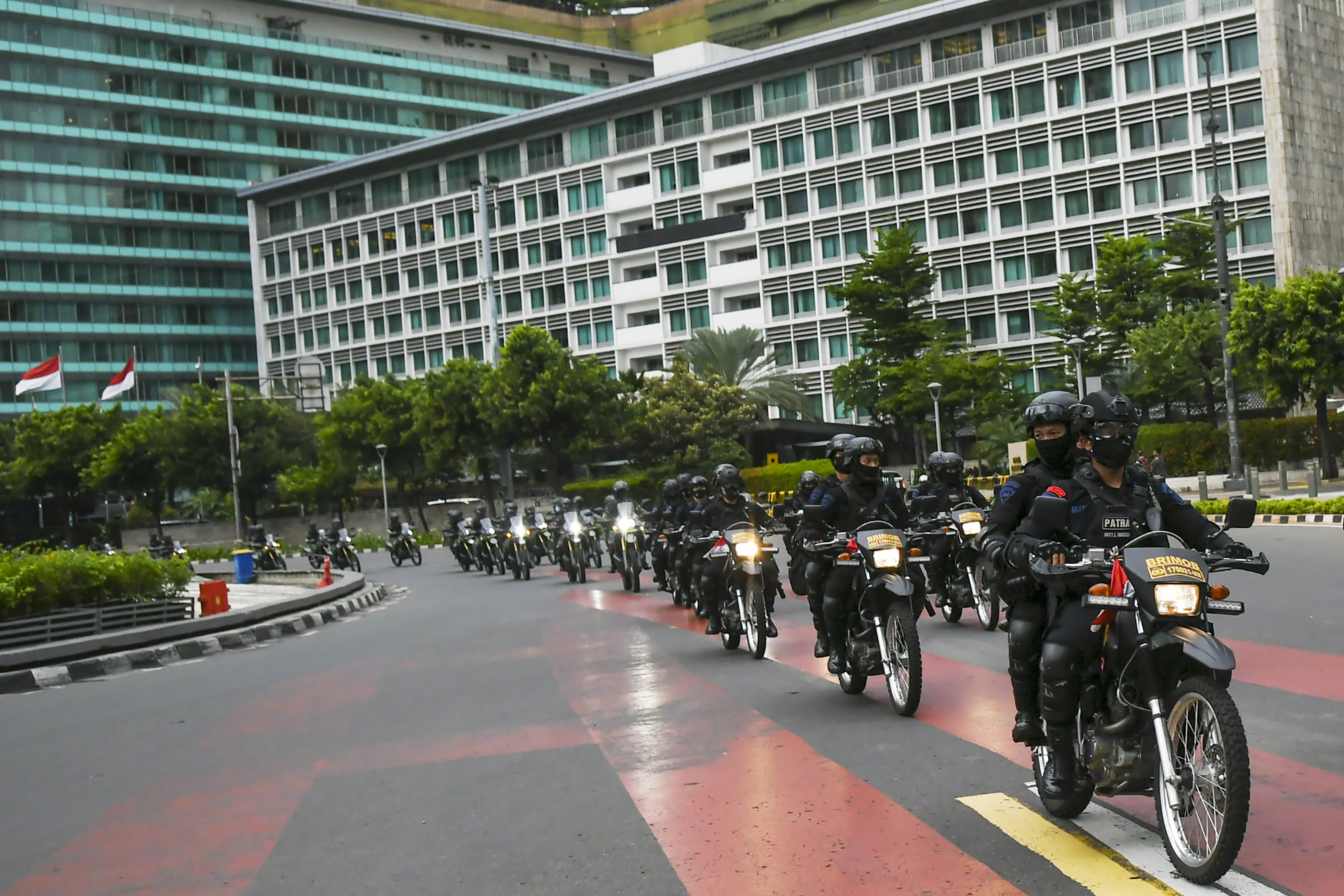 Polda Metro Jaya Terjunkan 8 Ribu Personel Jaga Natal dan Tahun Baru di Ibu Kota 