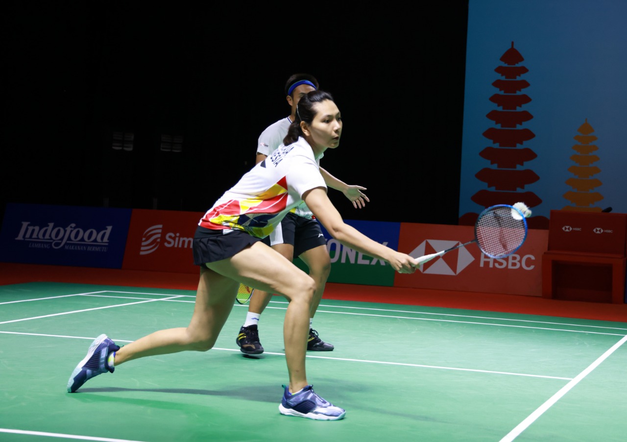 Ganda campuran Hafiz Faizal/Gloria Emanuelle Widjaja bertanding di Perempat Final Indonesia Terbuka 2021, Jumat (26/11/2021)