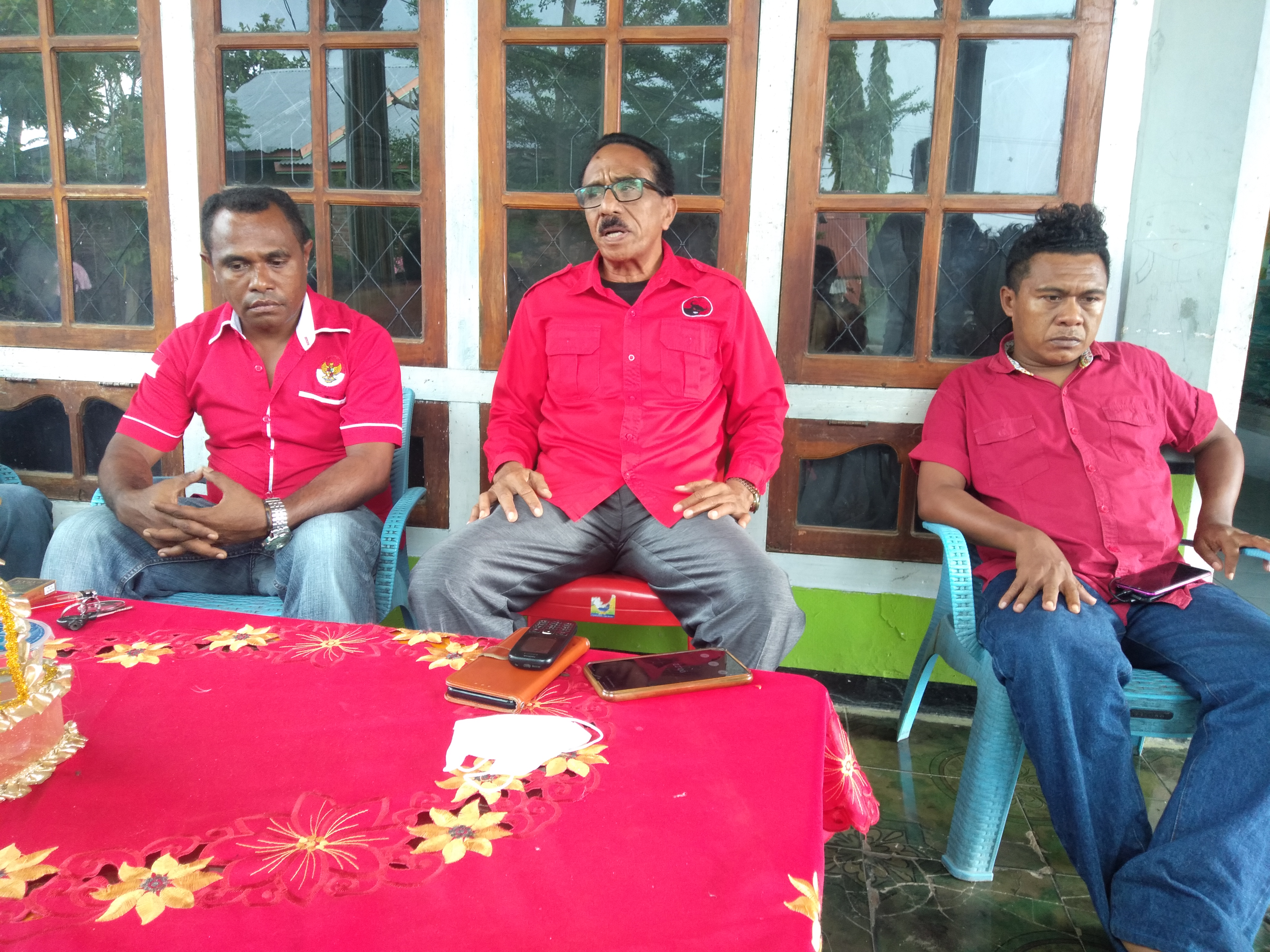 Selingkuhi Istri Orang, Anggota DPRD Lembata Dipecat PDIP