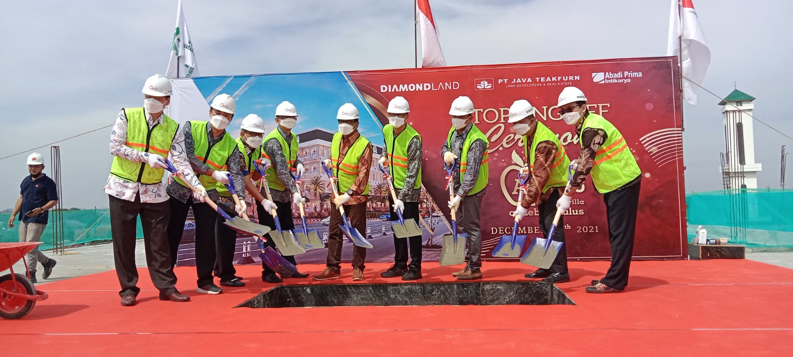 Proses topping Off Apple3 Condovilla