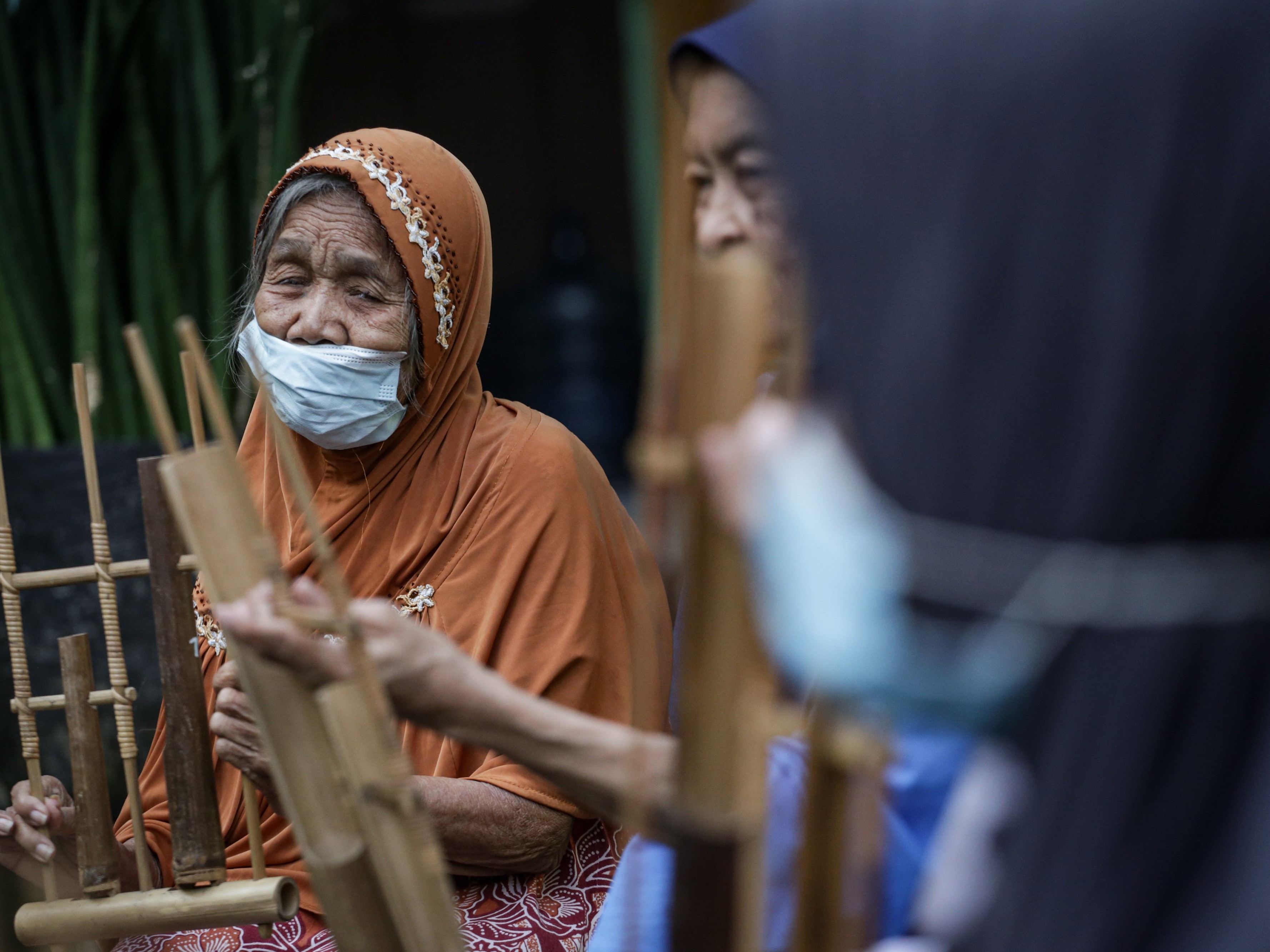 Alat Musik Melodis: Pengertian, Contoh, dan Cara Memainkannya