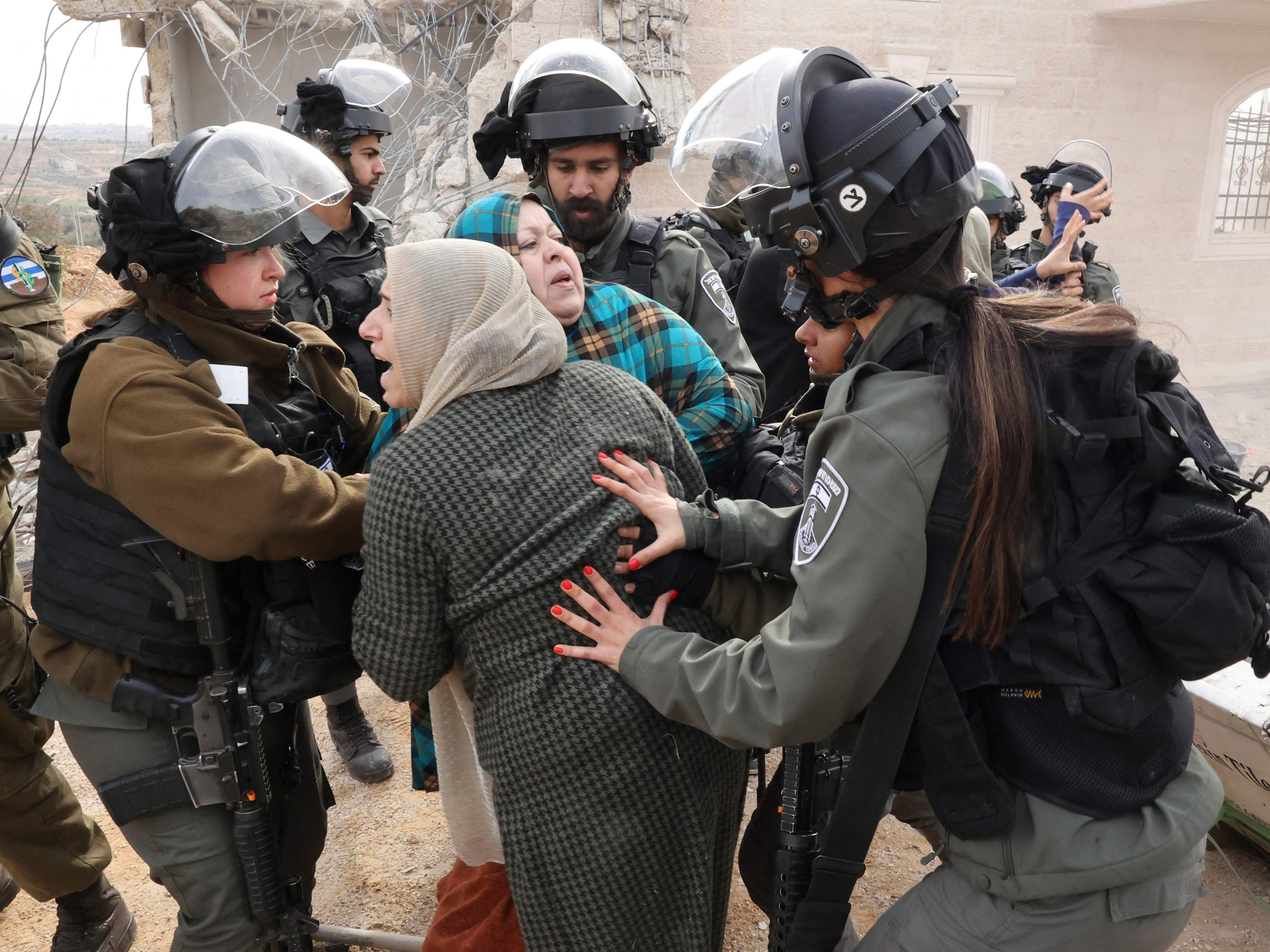 Israel Bongkar lagi Rumah Warga Palestina di Tepi Barat