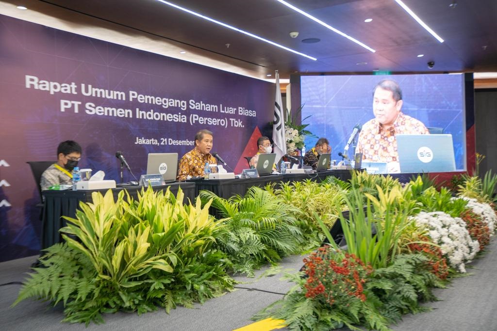 RUPSLB SIG di Jakarta hari ini menunjuk Donny Arsal sebagai Dirut SIG yang baru