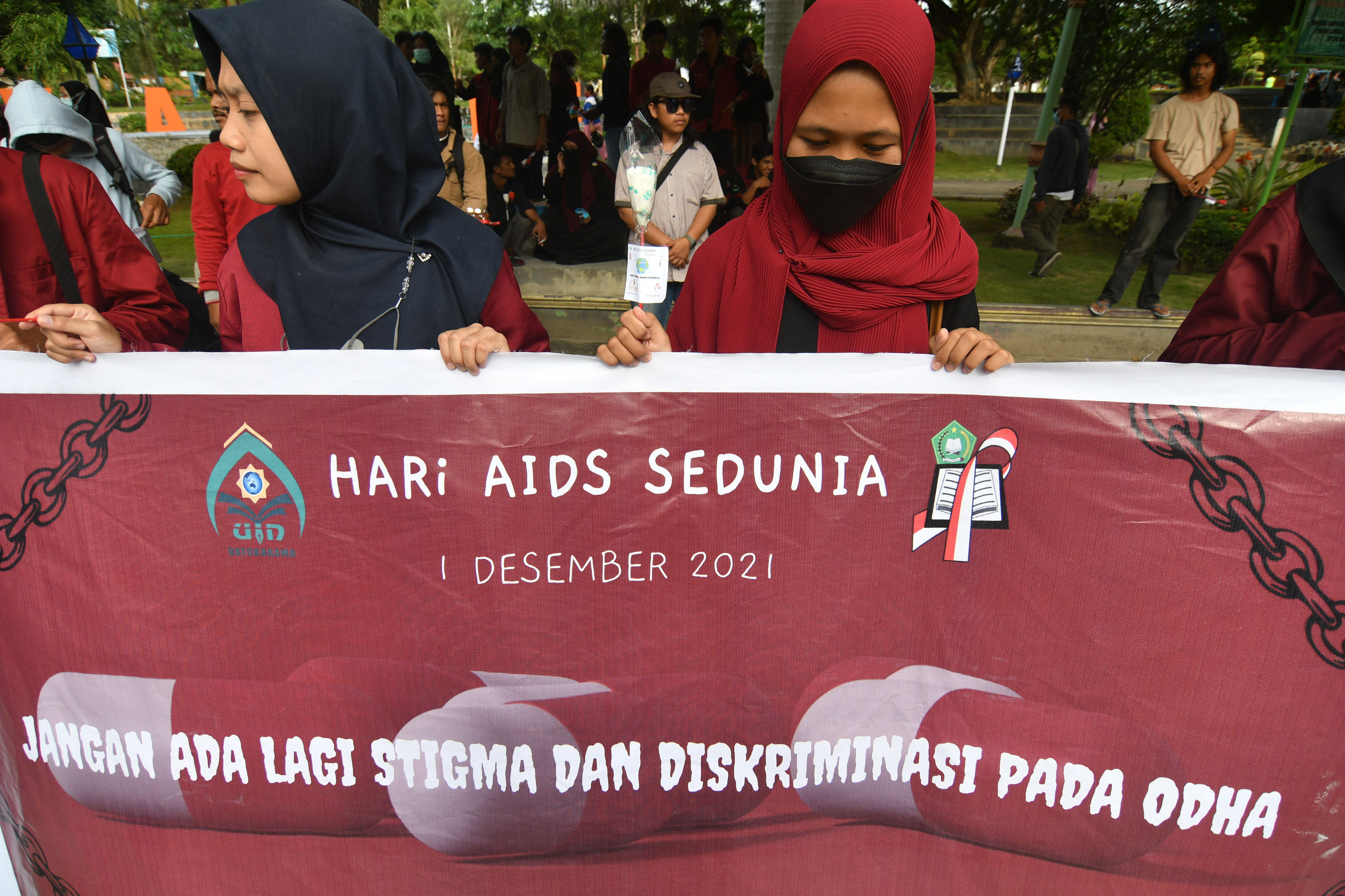 Salah satu contok iklan media cetak jenis spanduk