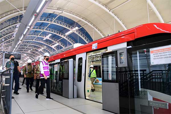 Penjualan Tiket KA Jarak Jauh Untuk Libur Natal Capai 40%