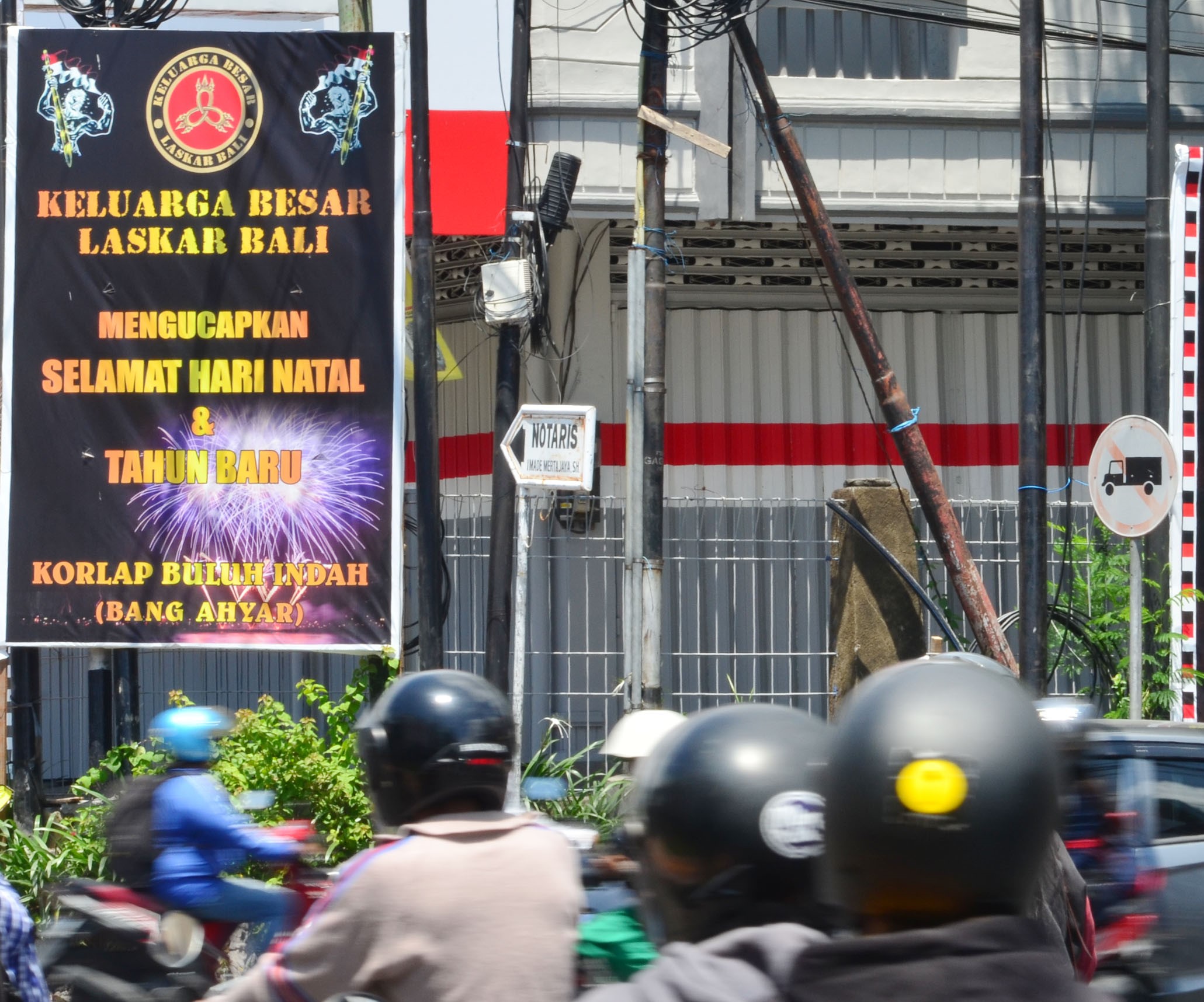 Ilustrasi: baliho organisasi masyarakat