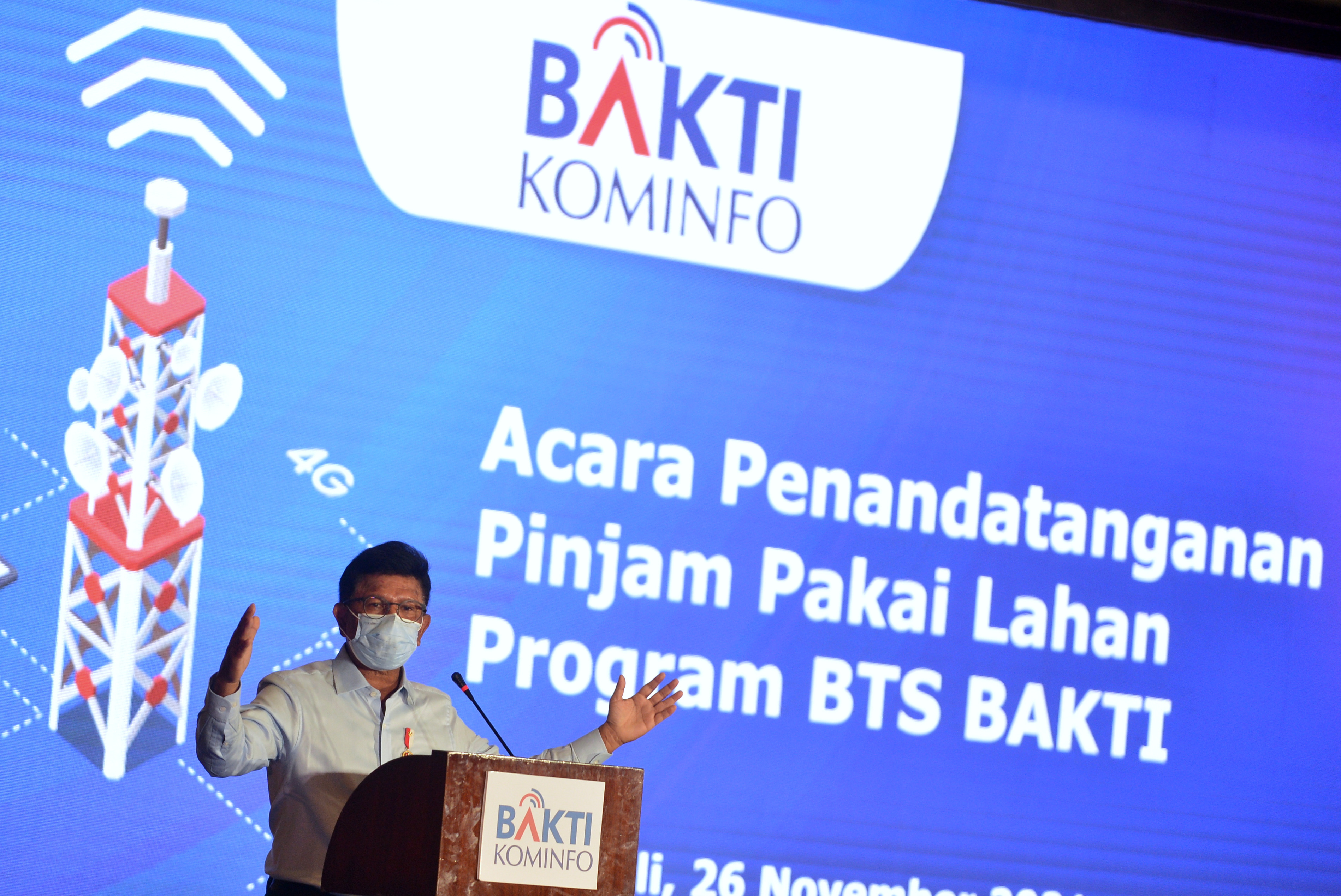 Menteri Komunikasi dan Informatika Johnny G. Plate 