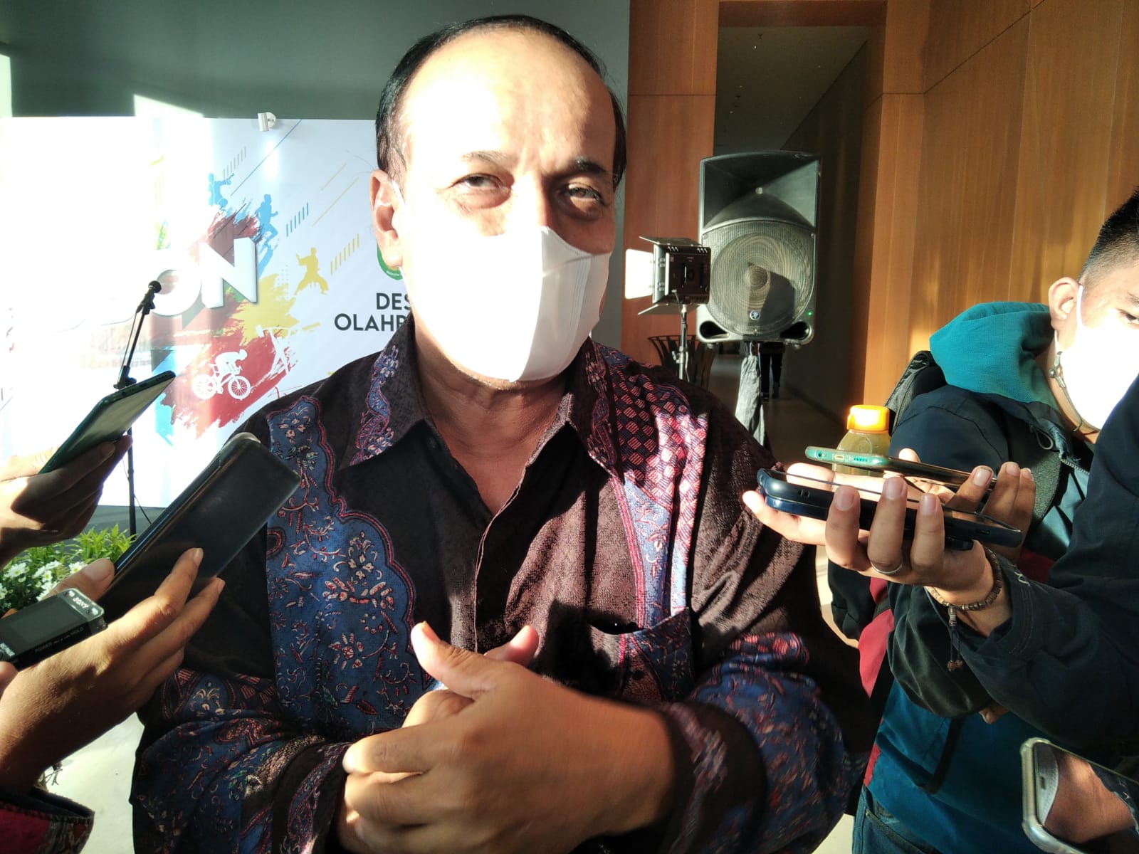 Rektor Universitas Sriwijata Anis Saggaf 