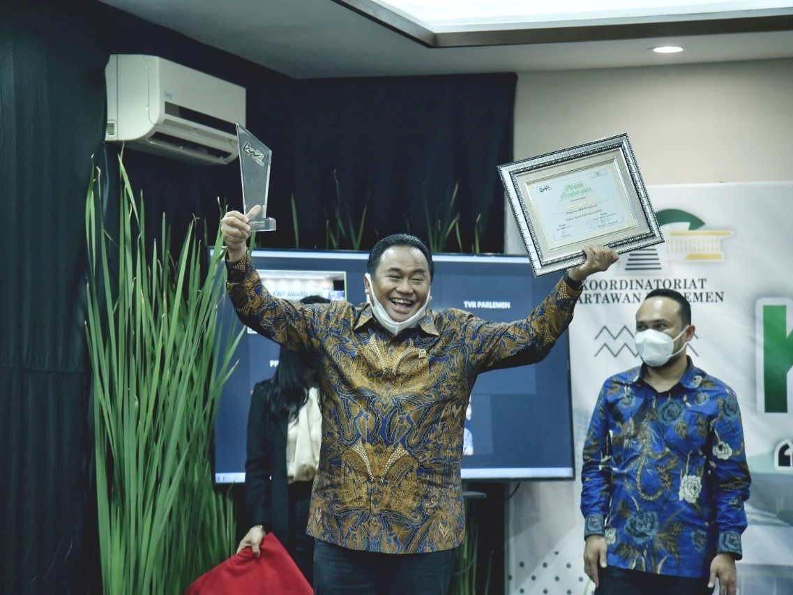 Gobel Raih Award Pimpinan DPR paling Aspiratif