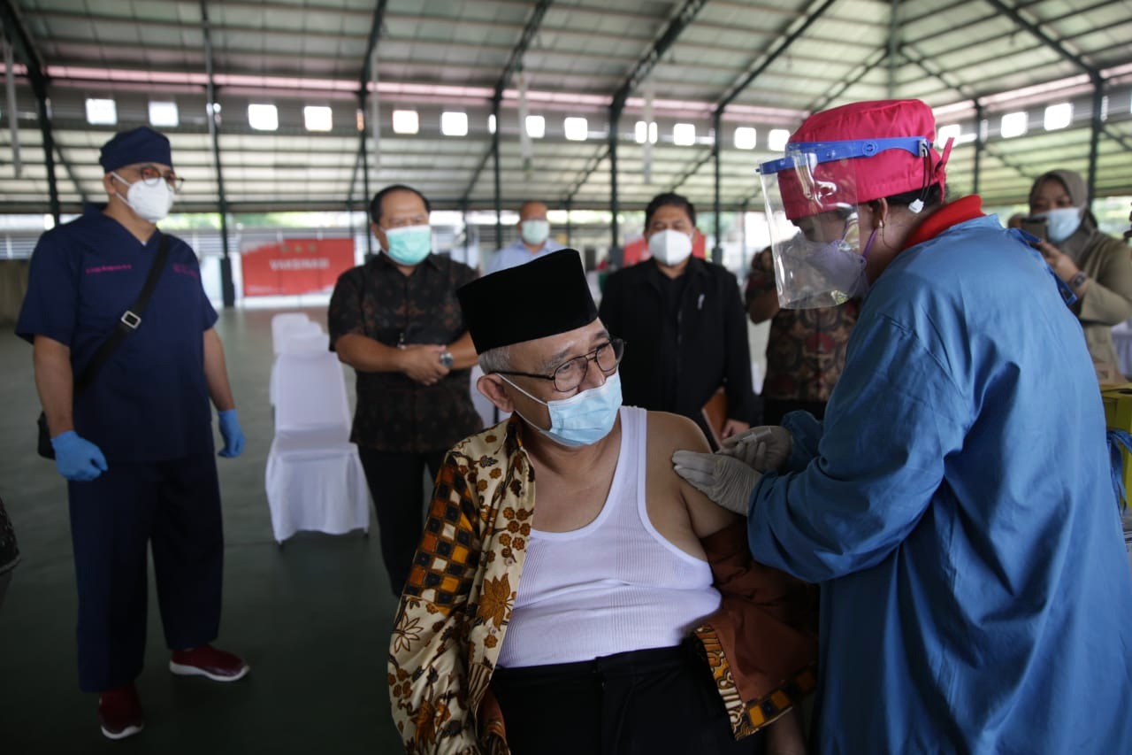 Vaksinasi Covid-19 yang dilakukan oleh LDII  