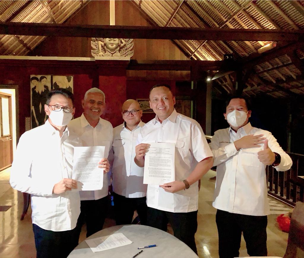 Penandatangan MoU dengan P3Sm untuk meningkatkan mutu insinyur Indonesia