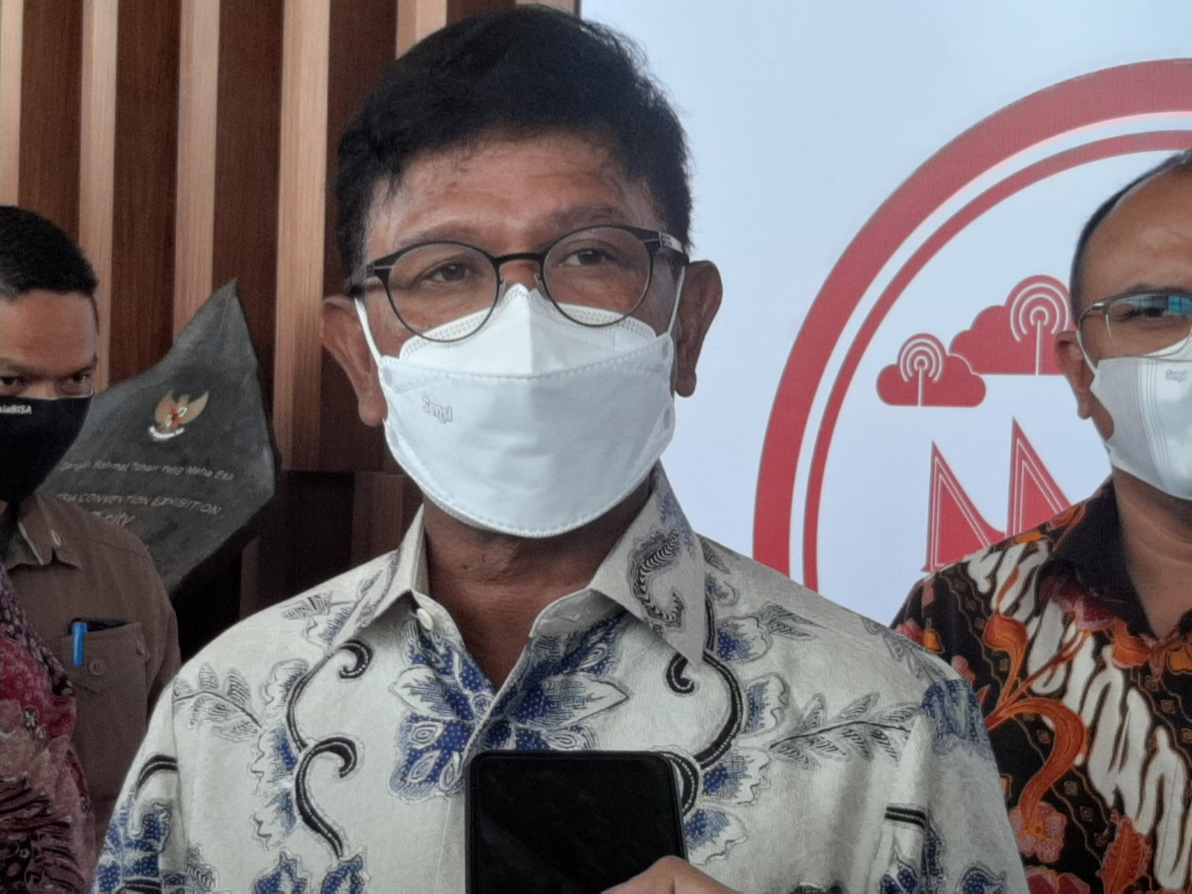 Menkominfo Johnny G Plate dalam acara Gerakan Menuju Smart City di Indonesia Convention Exhibition (ICE) BSD Tangerang, Selasa (14/12).