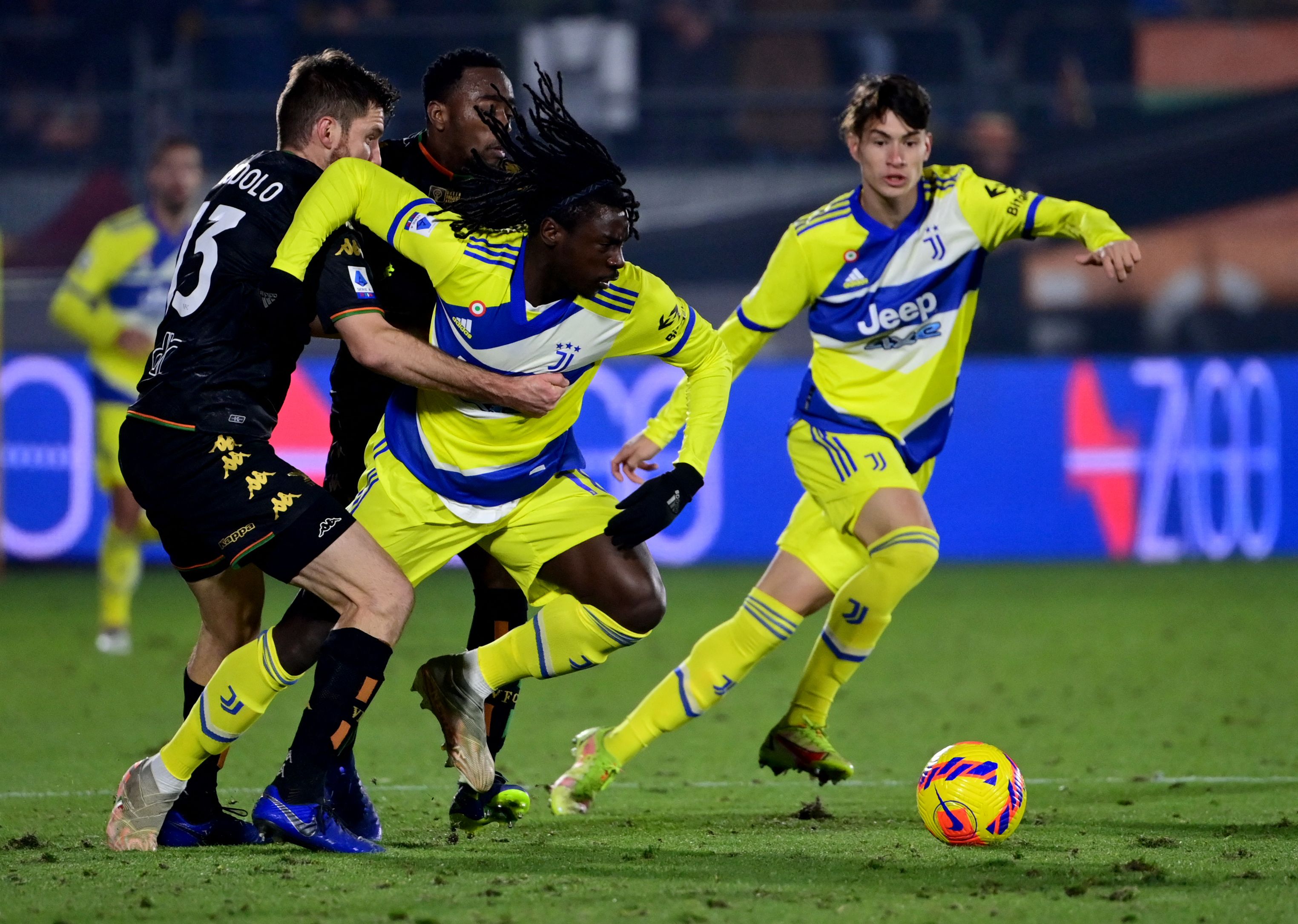 Juventus hanya mampu bermain imbang Venezia 1-1 dalam lanjutan Serie A di Stadio Pierluigi Penzo, Minggu (12/12) dini hari WIB. 