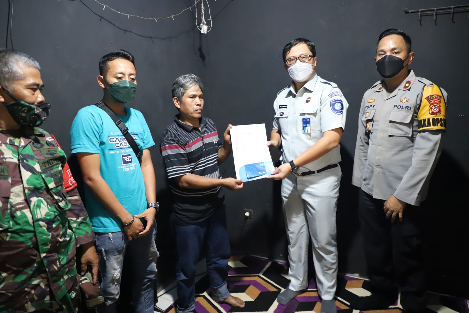 Jasa Raharja Serahkan Santunan untuk Ahli Waris Korban Tabrak Lari di Nagrek