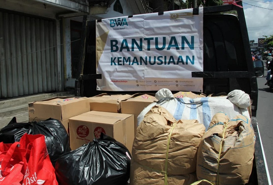 BWA menyalurkan bantuan bagi korban erupsi Gunung Semeru, Lumajang, Jatim.