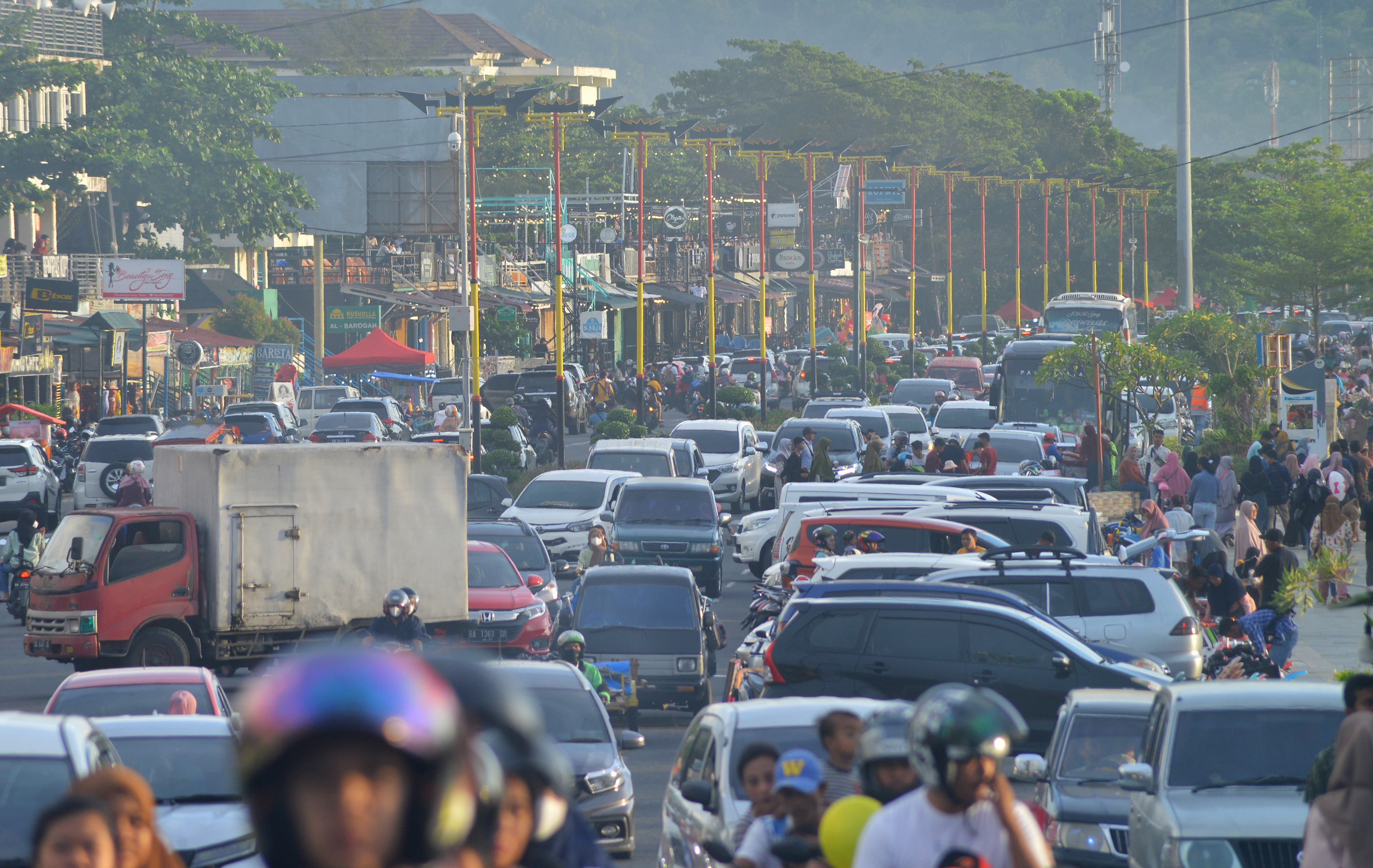 Omicron Muncul, Pemerintah Diminta Ubah Kebijakan Libur Nataru