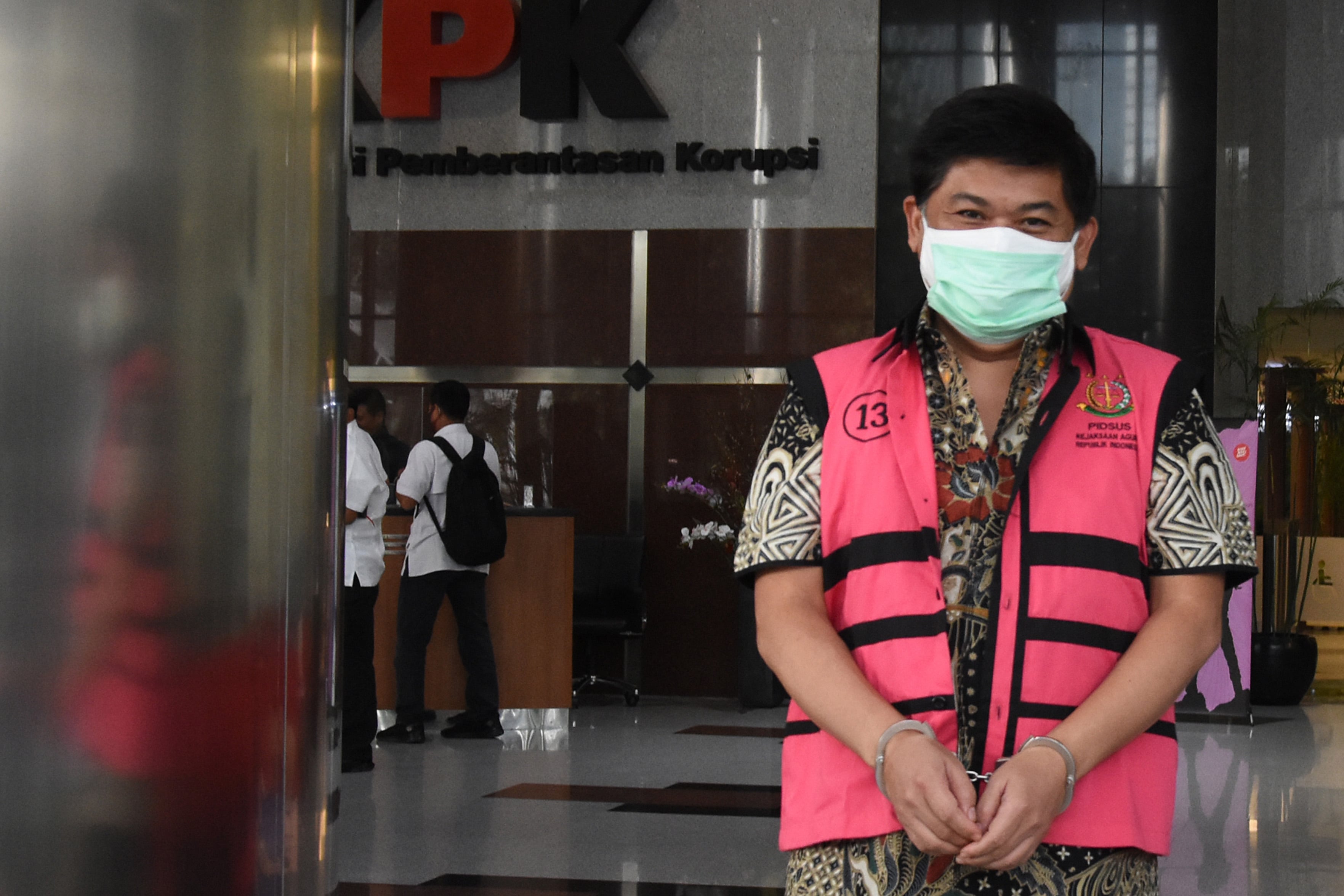 Tersangka Komisaris Utama PT Trada Alam Minera Tbk (TRAM) Heru Hidayat