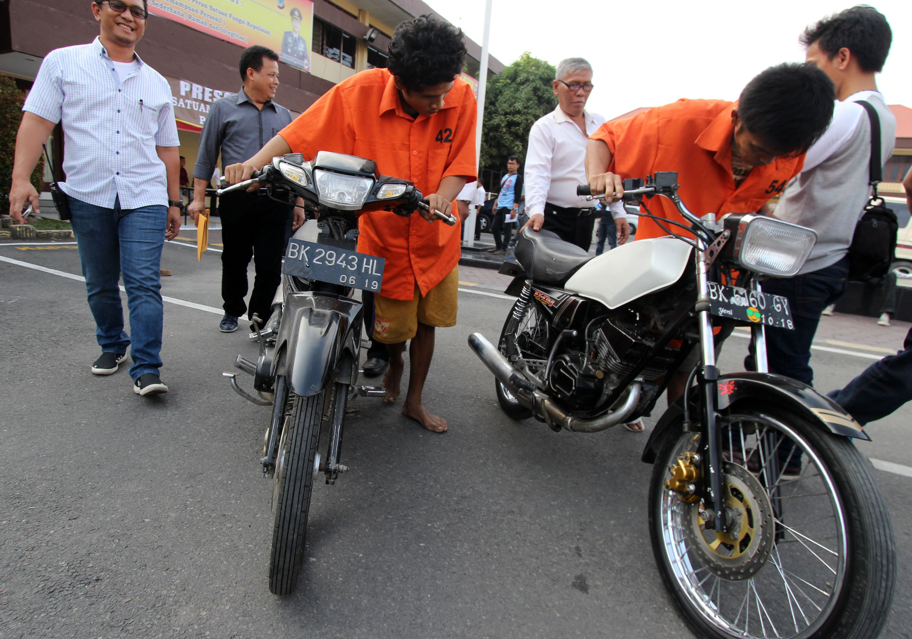  Dua pelaku pencurian kendaraan bermotor di Polrestabes Medan, Sumatra Utara