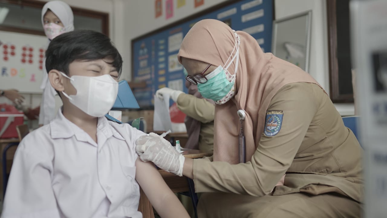 Cegah Covid-19, Sekolah Islam Al-Hamidiyah Vaksinasi Ceria untuk anak 6-11 tahun 