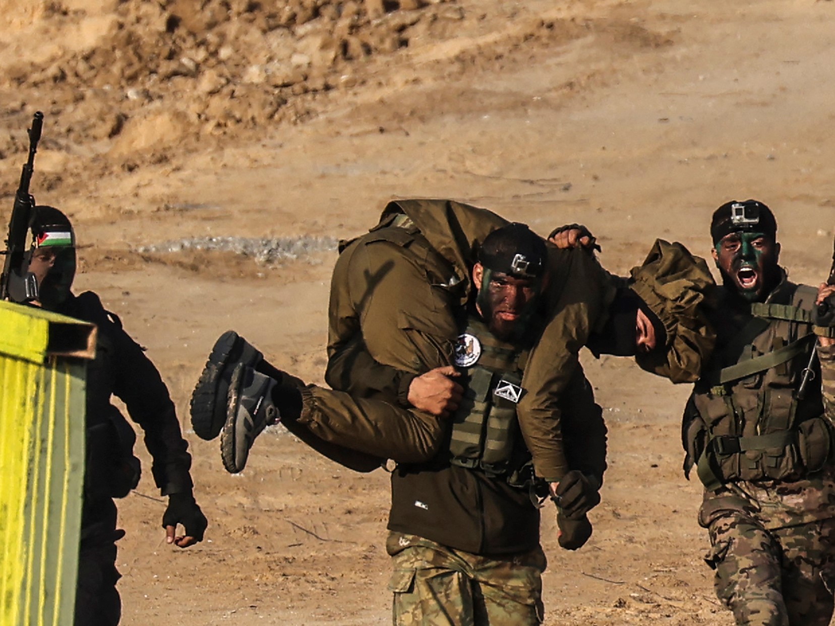 Israel Serang Gaza setelah Tembakan Lukai Warga Sipil