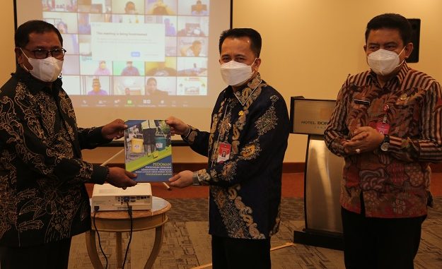 Buku Pedoman Pengelolaan Sampah untuk Pemda Diluncurkan 