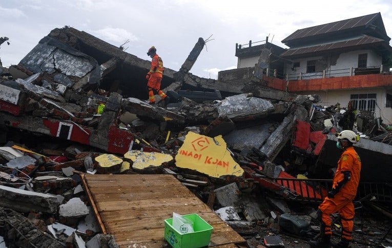 BMKG Catat 267 Kali Gempa Susulan Akibat Gempa di Laut Flores