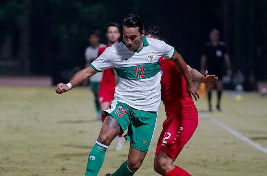 Pemain timnas Indonesia Ezra Walian