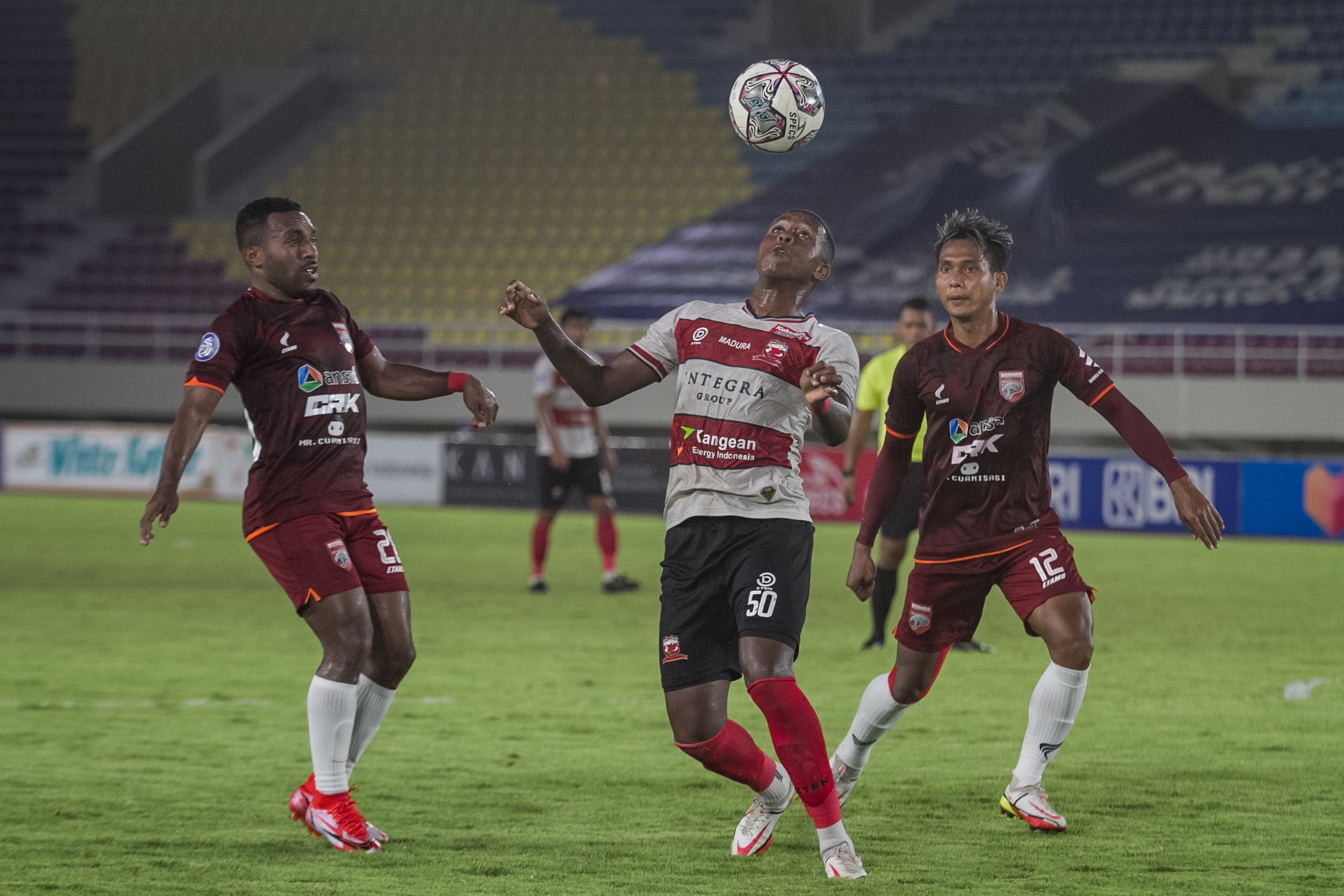 Laga Liga 1 antara Madura United dan Borneo FC