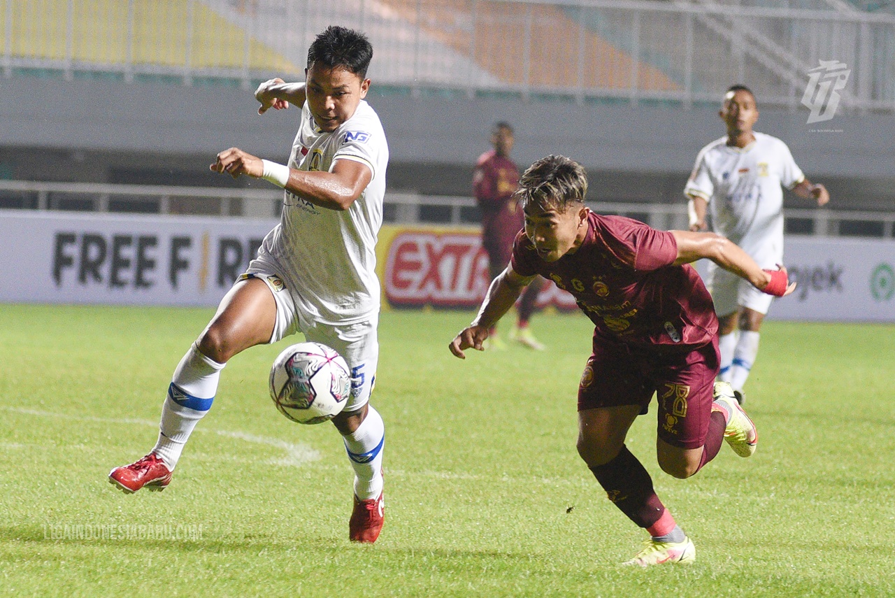 Swiwijaya FC versus Persiba Balikpapan