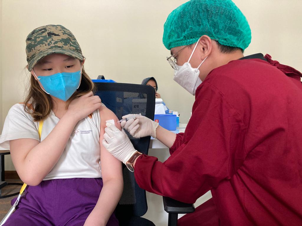 Sekolah Sampoerna Academy BSD Gelar Vaksinasi untuk Anak Usia 6-11 Tahun