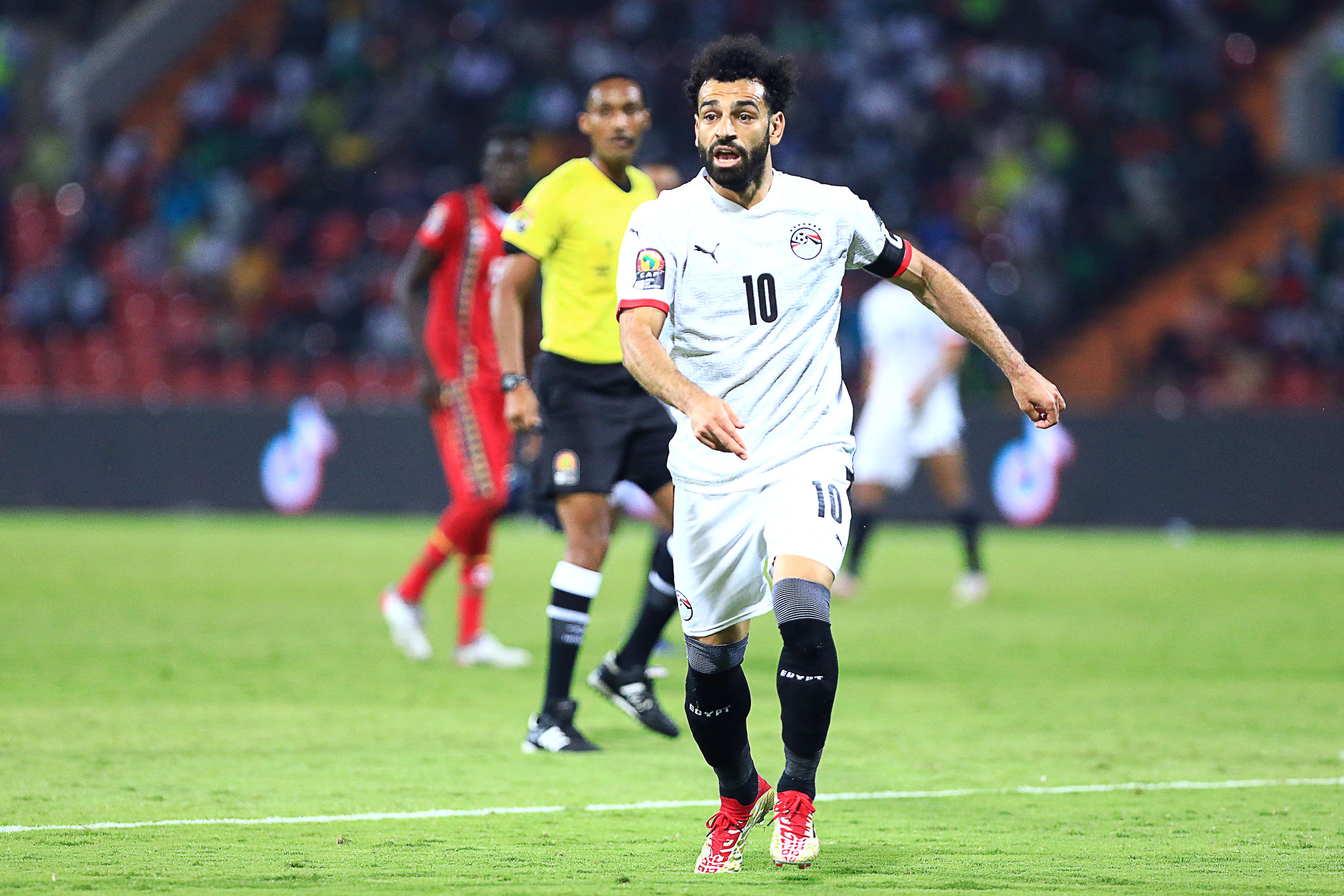 Penyerang Mesir Mohamed Salah saat tampil dalam laga Piala Afrika melawan Guinea-Bissau