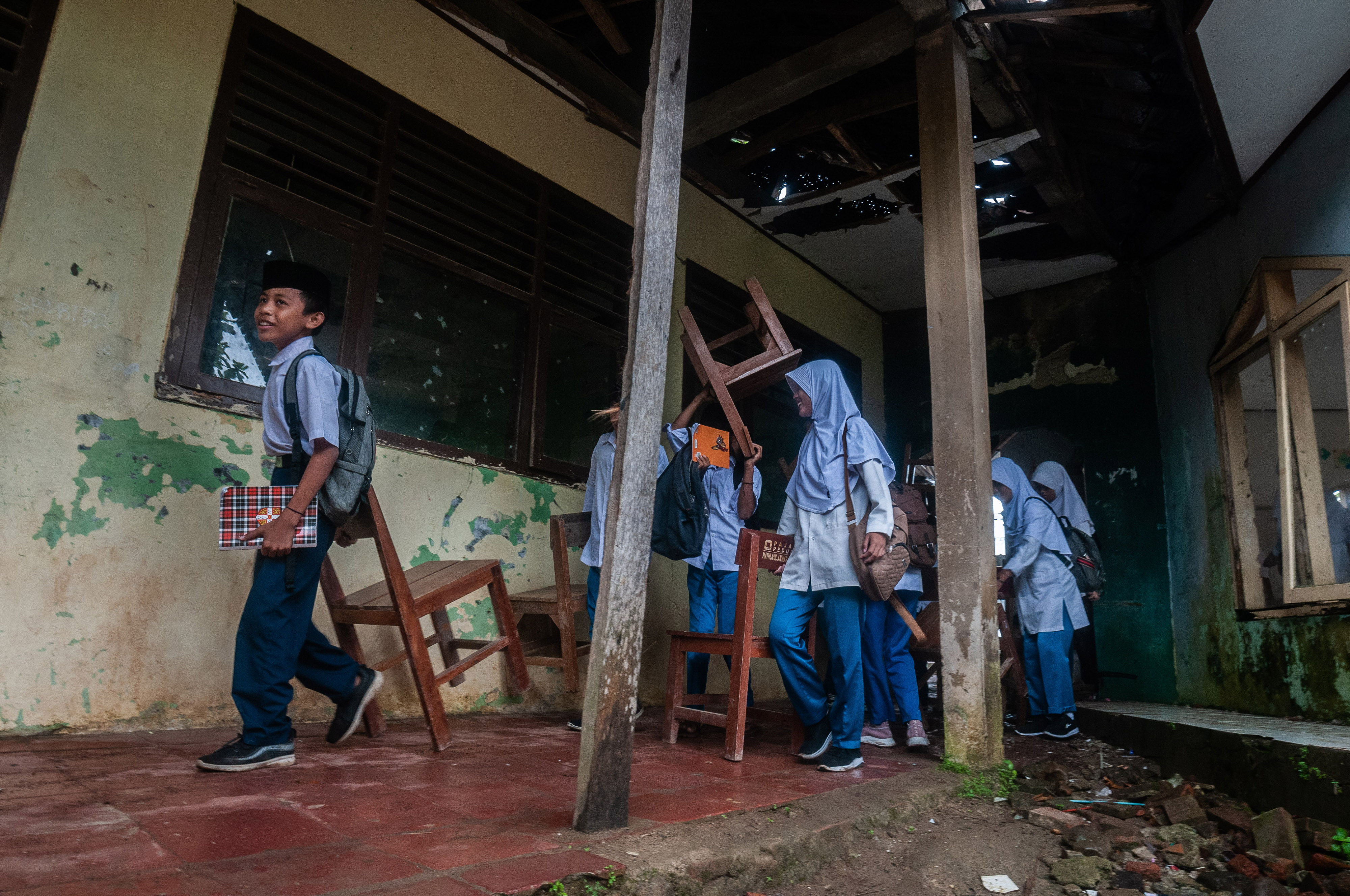  Kemenko PMK Prioritaskan Relokasi Rumah dan Perbaikan Sekolah Akibat Gempa Banten
